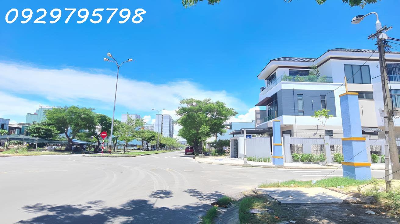 CHÍNH CHỦ BÁN NHÀ MẶT TIỀN 4 TẦNG SÁT DỰ ÁN SUN GROUP ĐÀ NẴNG – TUYẾN PHỐ KINH DOANH SẦM UẤT - Ảnh 1